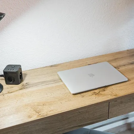 Roomfall Mit Tg & Wi-fi & Balkon Appartamento Sinsheim