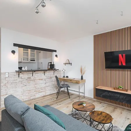 Appartamento Roomfall Mit Tg & Wi-fi & Balkon