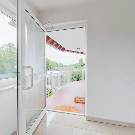 Roomfall Mit Tg & Wi-fi & Balkon * Sinsheim