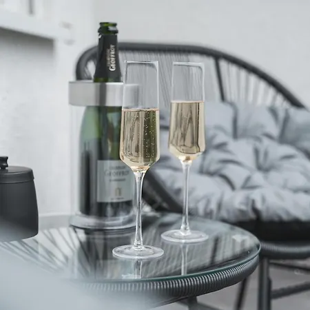 Roomfall Mit Tg & Wi-fi & Balkon * Sinsheim